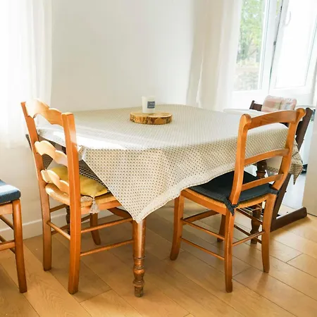 55 M Cozy Unoverlooked Nest *